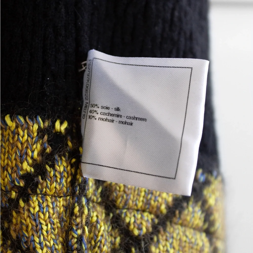 Chanel F/W 2015 Brasserie Black Gold Quilted Camellia Cashmere 15K Cardigan - Picture 10 of 14